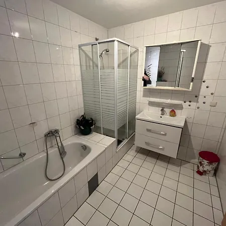Schoenes Einzelzimmer Séjour chez l'habitant *